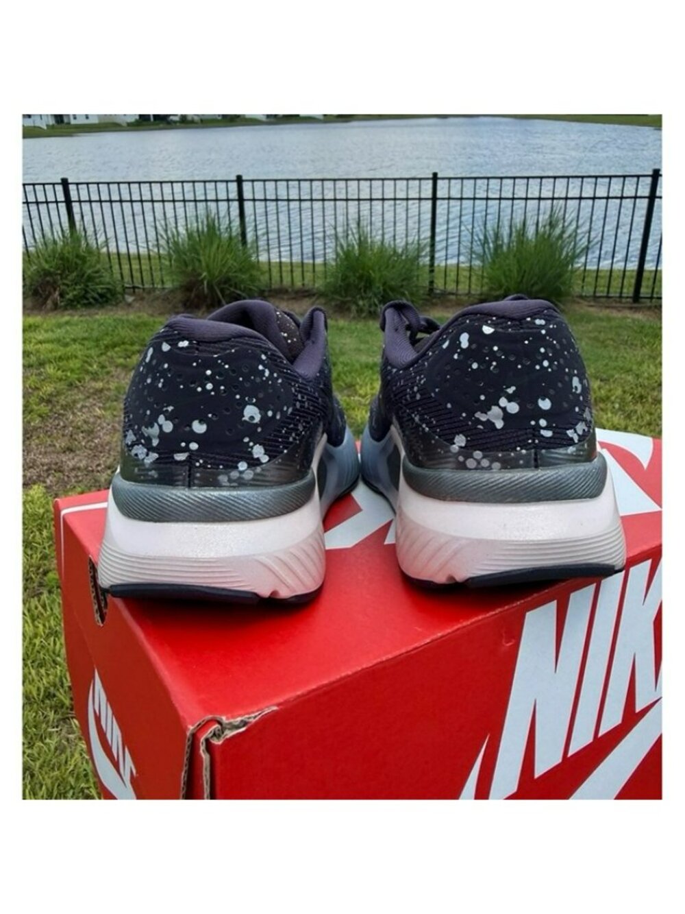 6.5 WOMEN'S NIKE STRUCTURE 26 SE CAVE PURPLE / SPLASH SILVER RUNNING HV1727-500 - Picture 6 of 9